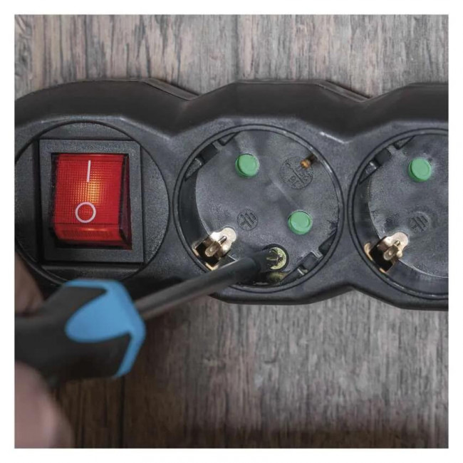 Πολύπριζο 4 Σούκο Με Διακόπτη 3m Μαύρο PC1423R EMOS